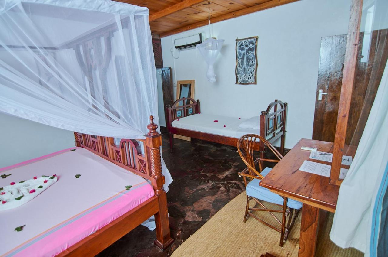 Mvuvi Lodge Watamu Exterior photo