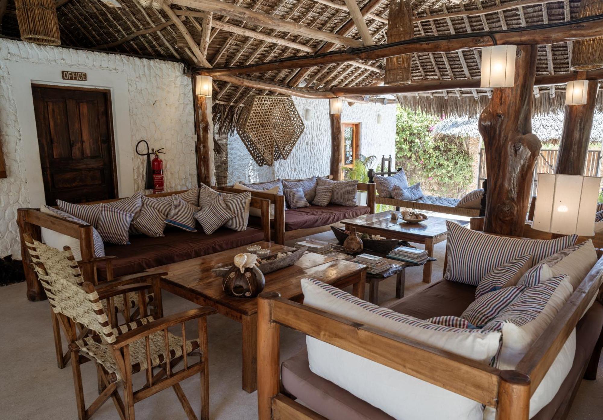 Mvuvi Lodge Watamu Exterior photo