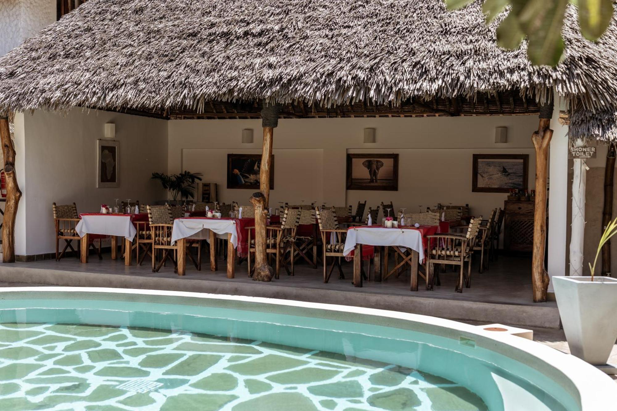 Mvuvi Lodge Watamu Exterior photo